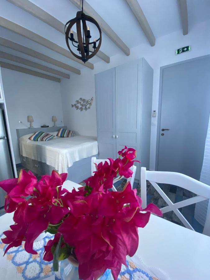Petridi Maria Suites & Apartments 스칼라 외부 사진