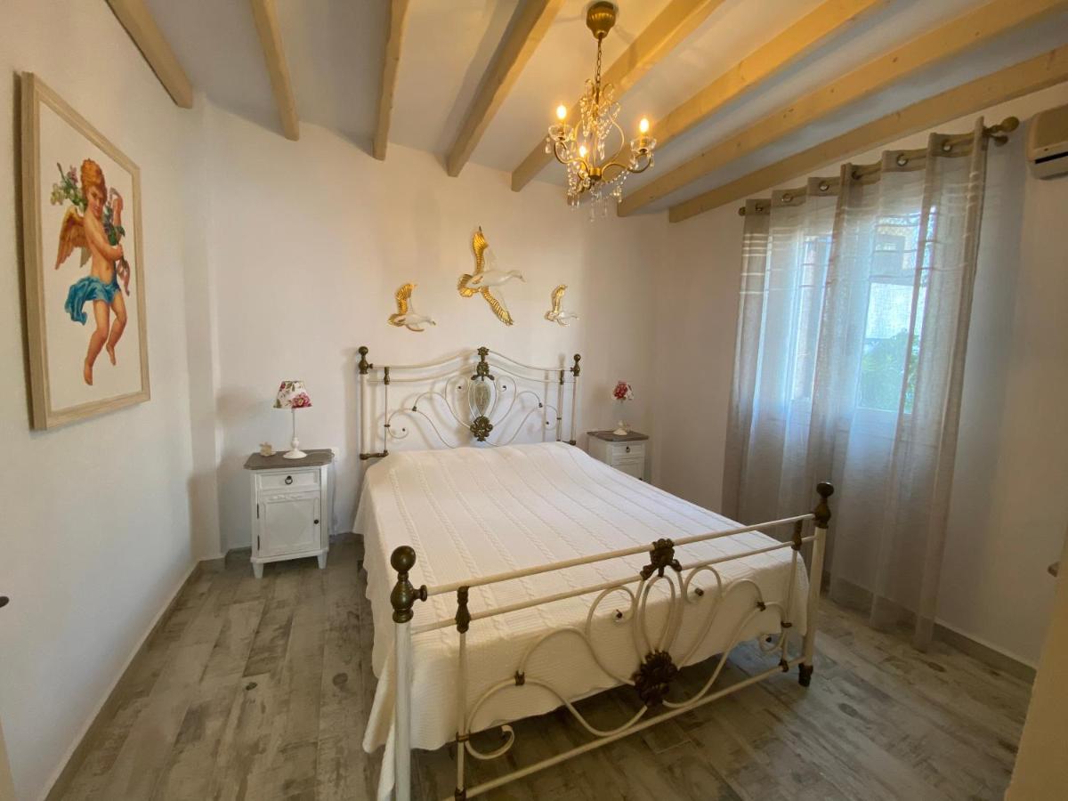 Petridi Maria Suites & Apartments 스칼라 외부 사진