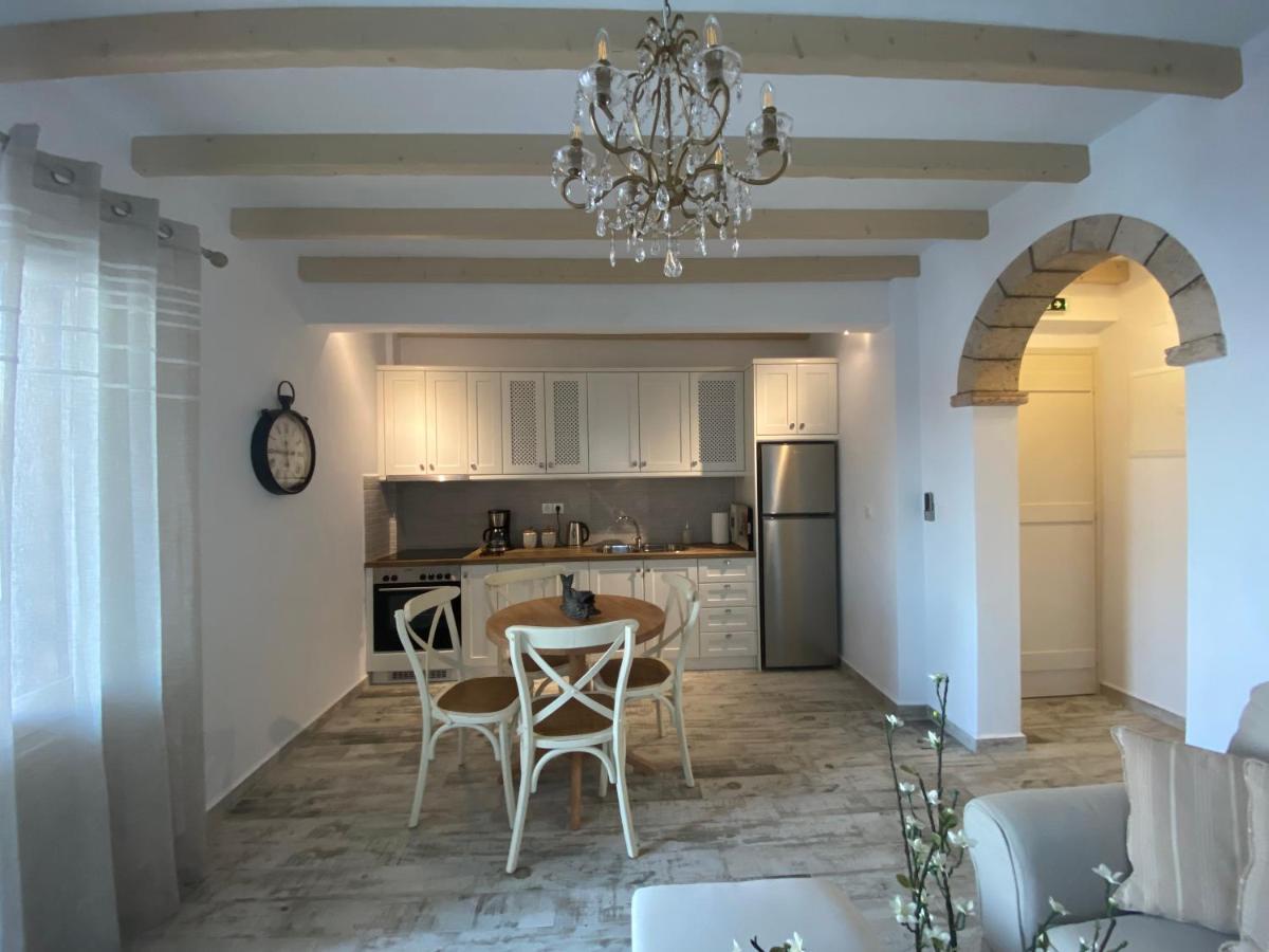 Petridi Maria Suites & Apartments 스칼라 외부 사진