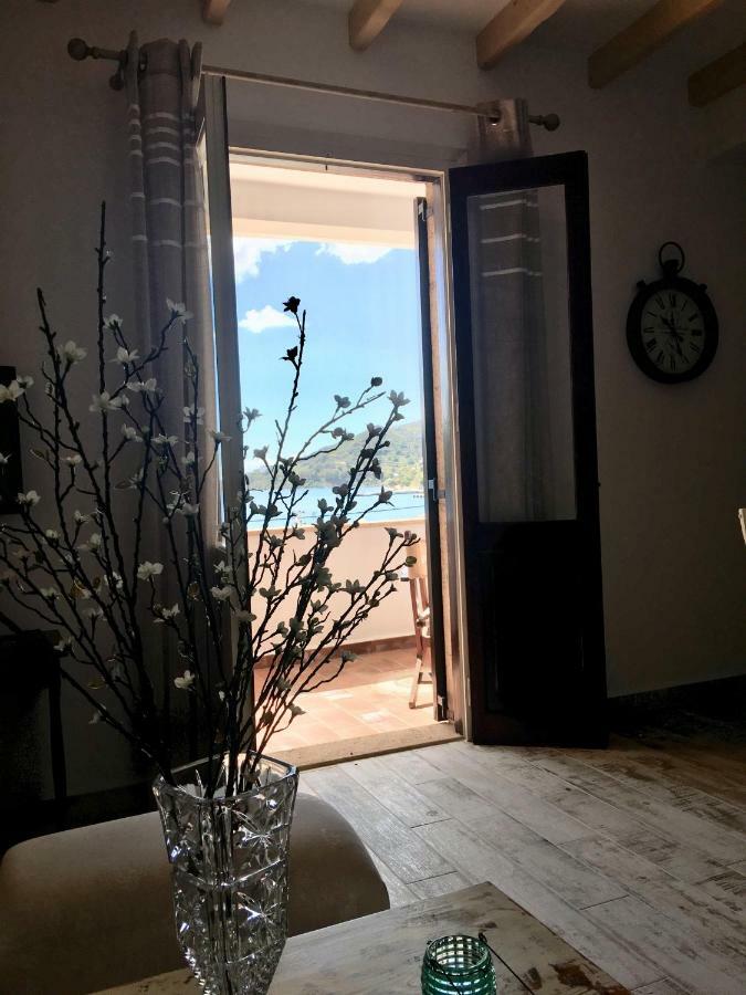 Petridi Maria Suites & Apartments 스칼라 외부 사진